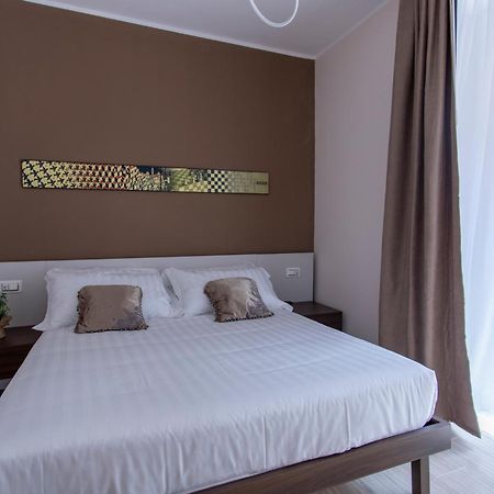 Mama Guest House Ciampino Esterno foto